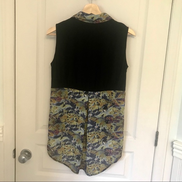 House Of Harlow Oil Print Collared Top NWT - Picture 4 of 8